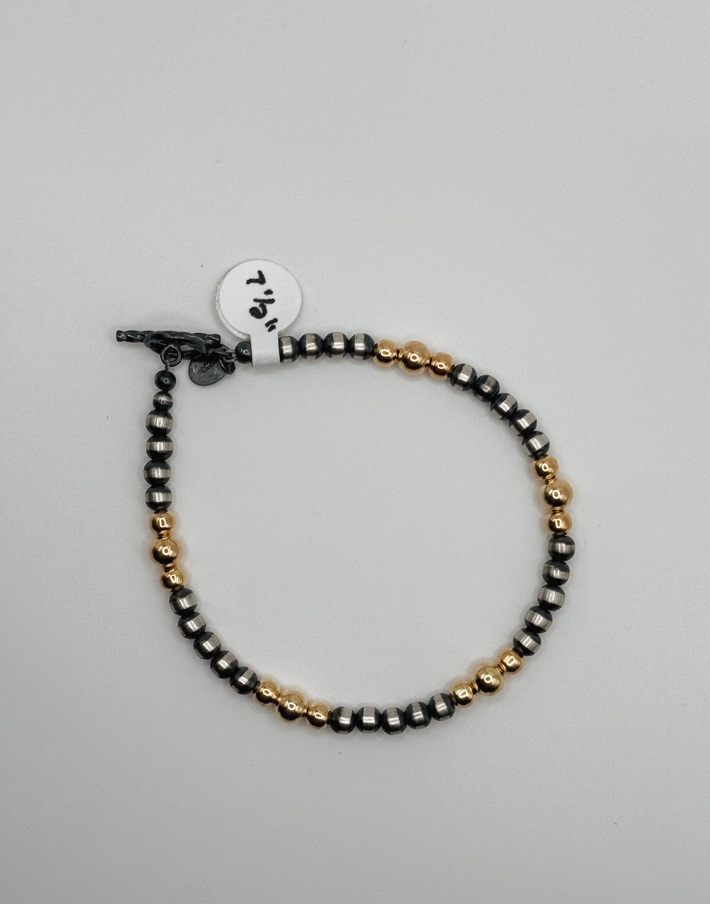 The Gillie Pearl Bracelet