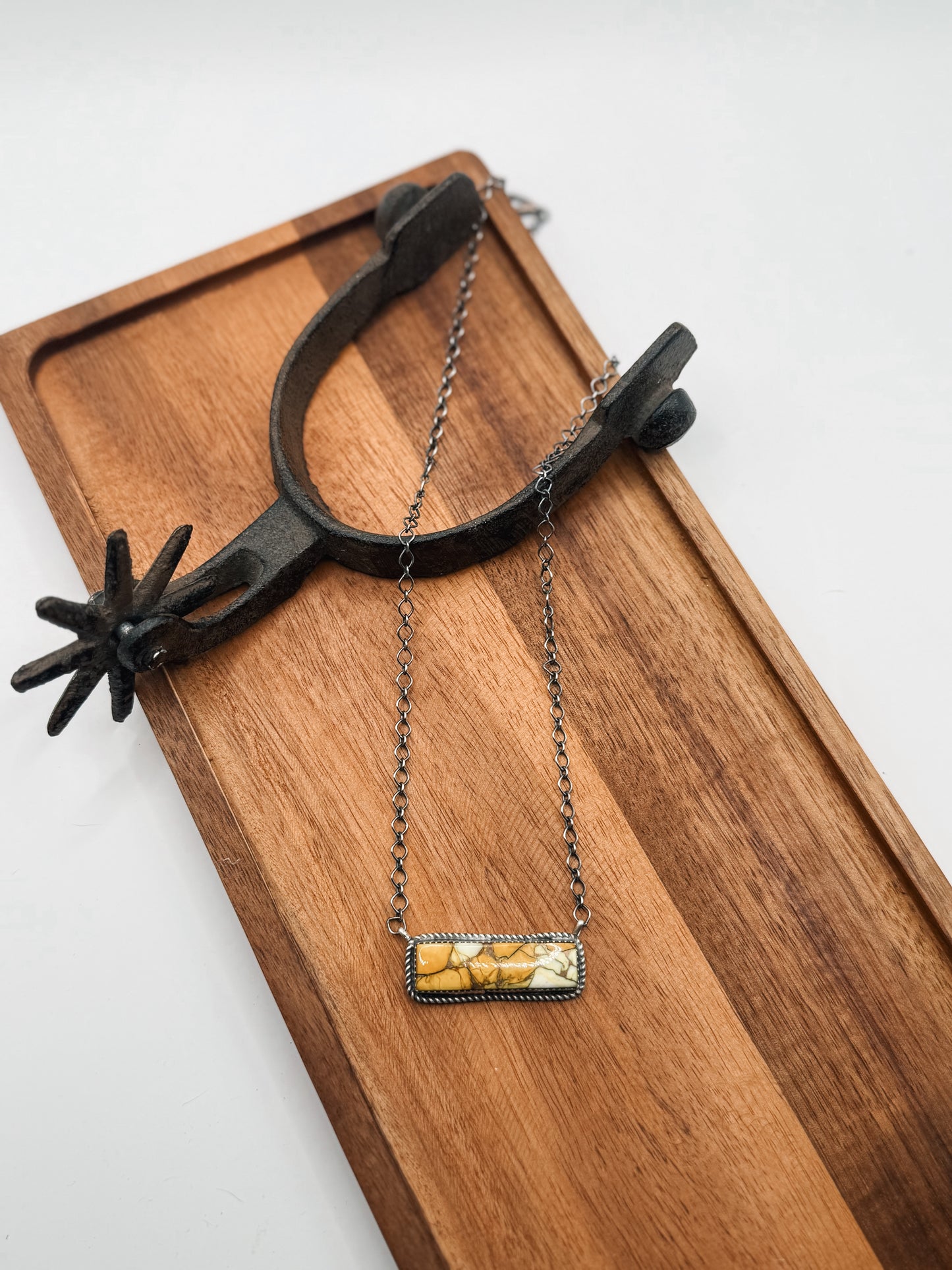 The Freya Bar Necklace